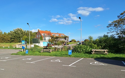 invaliden parkeerplaats rien poortvliet museum